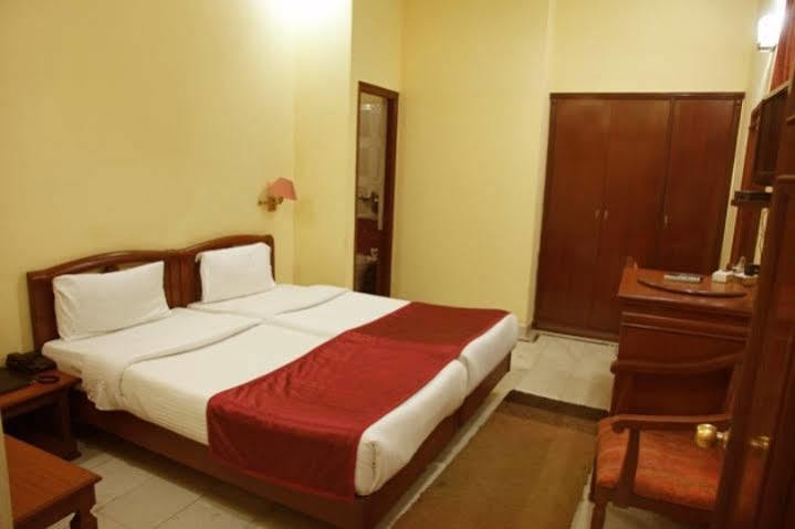 Treebo Trend Corporate Inn Chandigarh Chandīgarh Exterior foto