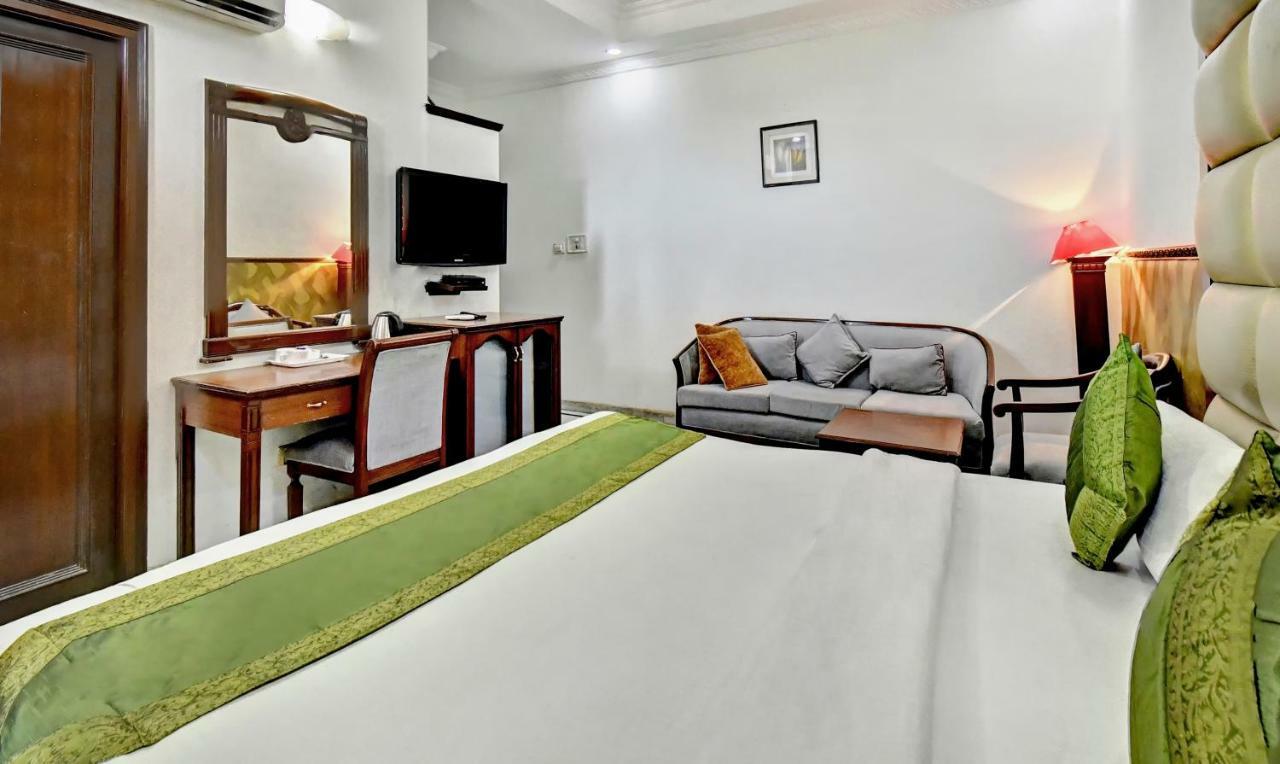 Treebo Trend Corporate Inn Chandigarh Chandīgarh Exterior foto